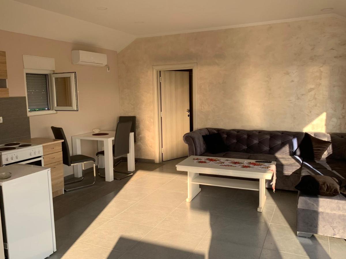 דירות קוטור Ostojic Lux Apartman מראה חיצוני תמונה