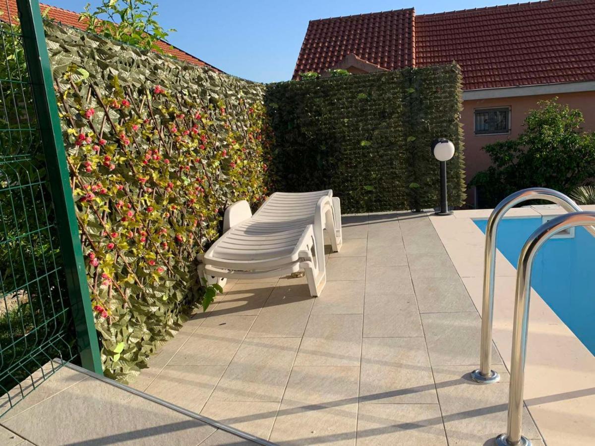 דירות קוטור Ostojic Lux Apartman מראה חיצוני תמונה